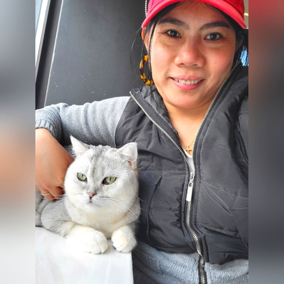 Meet your Posher, Joan - Picture 1 of 1